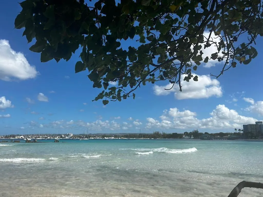 Cozy Beach Surf Christ Church Apartman