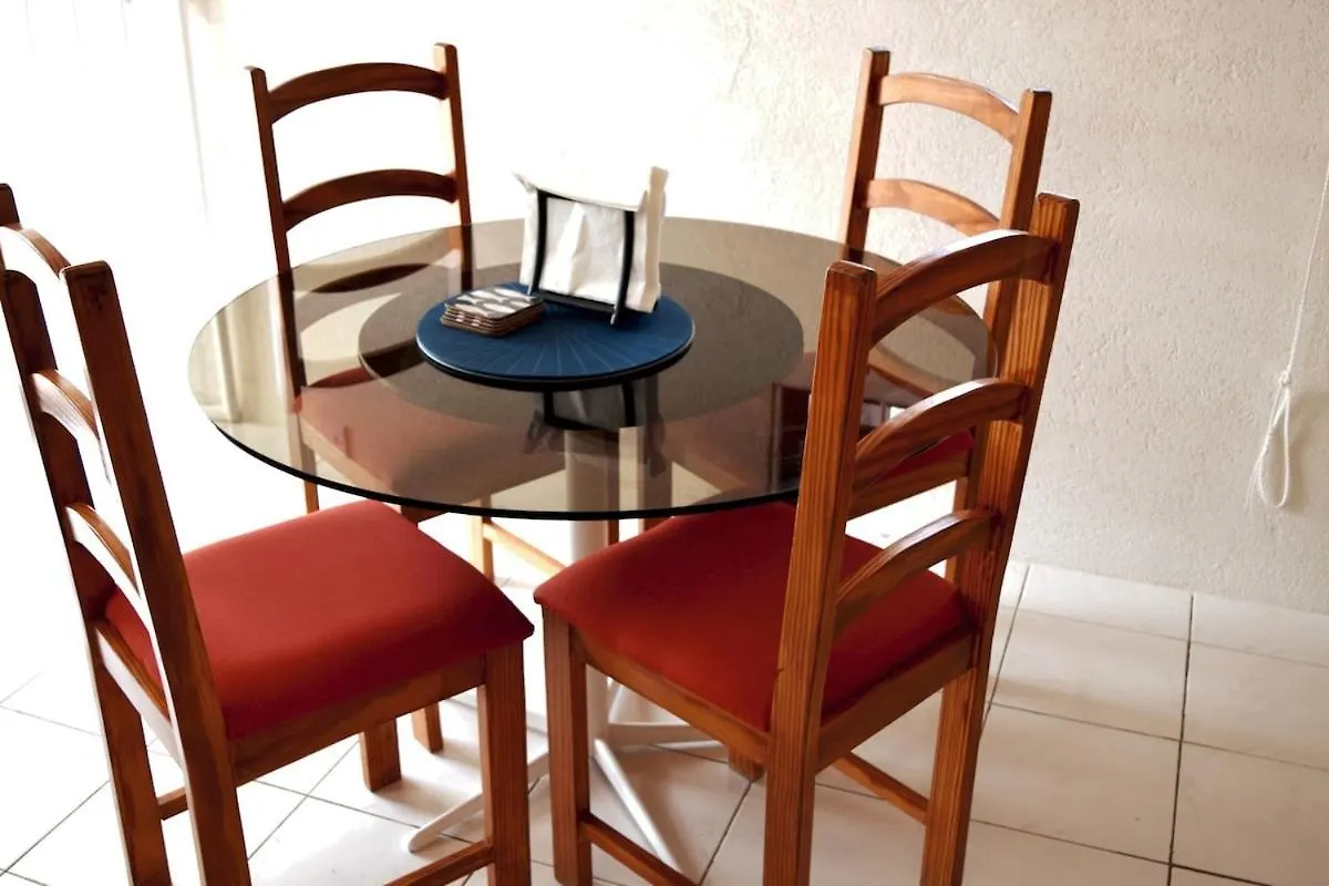 Cozy Beach Surf Christ Church Apartman
