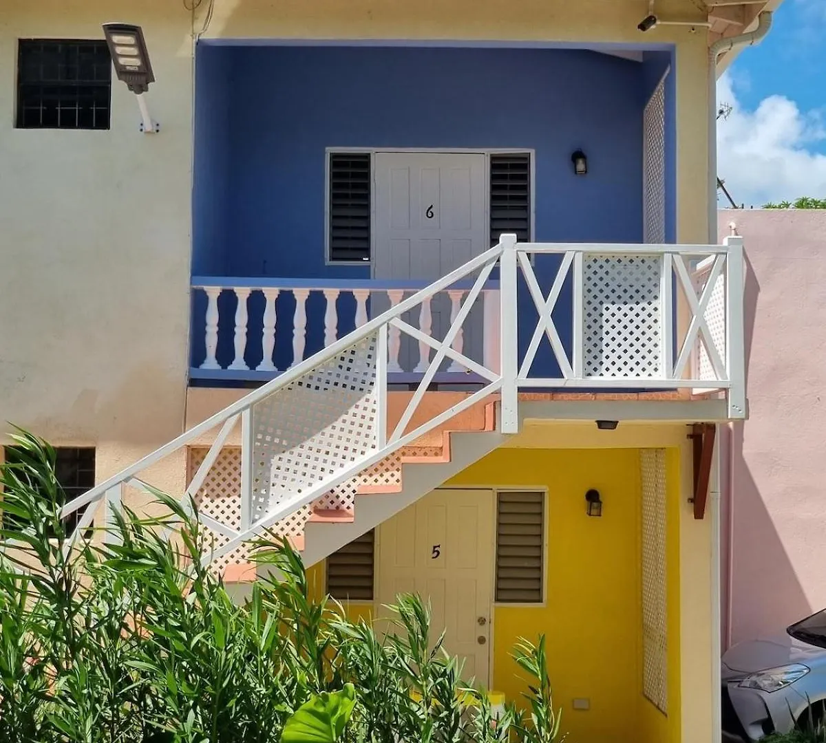 Daire Cozy Beach Surf Christ Church Barbados